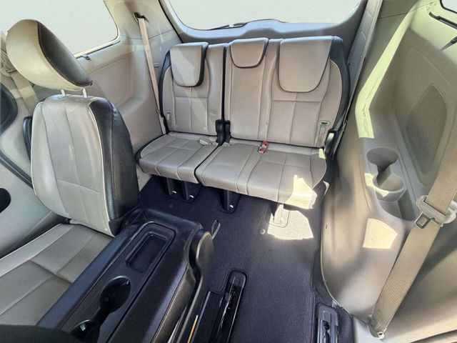 2019 Kia Sedona EX FWD - 23027920 - 28