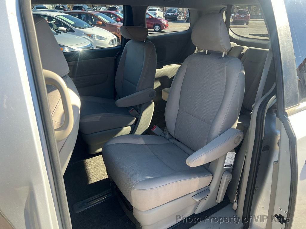 2019 Kia Sedona L FWD - 22789781 - 14