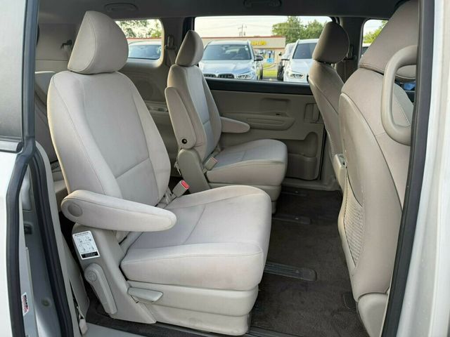 2019 Kia Sedona L FWD - 23026284 - 21