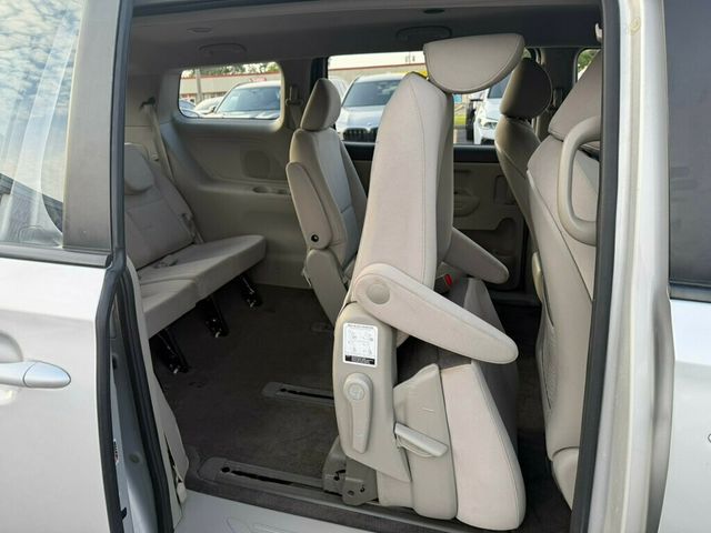 2019 Kia Sedona L FWD - 23026284 - 22
