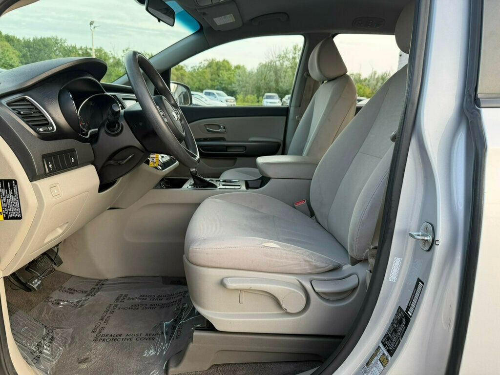2019 Kia Sedona L FWD - 23026284 - 35