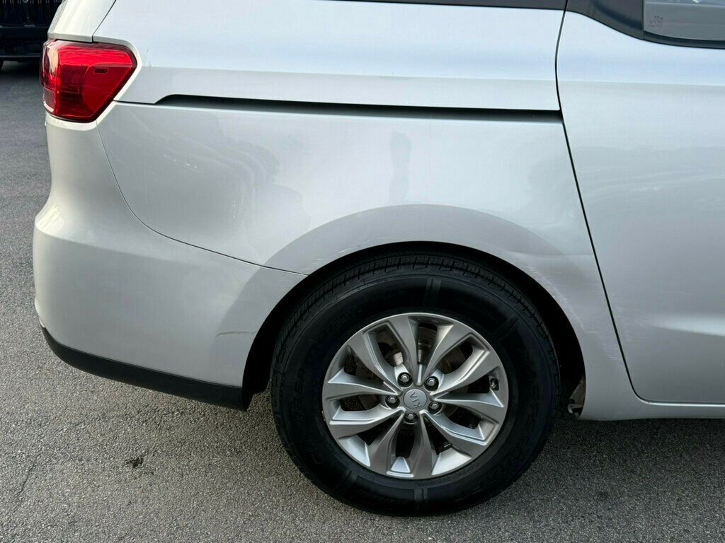 2019 Kia Sedona L FWD - 23026284 - 41