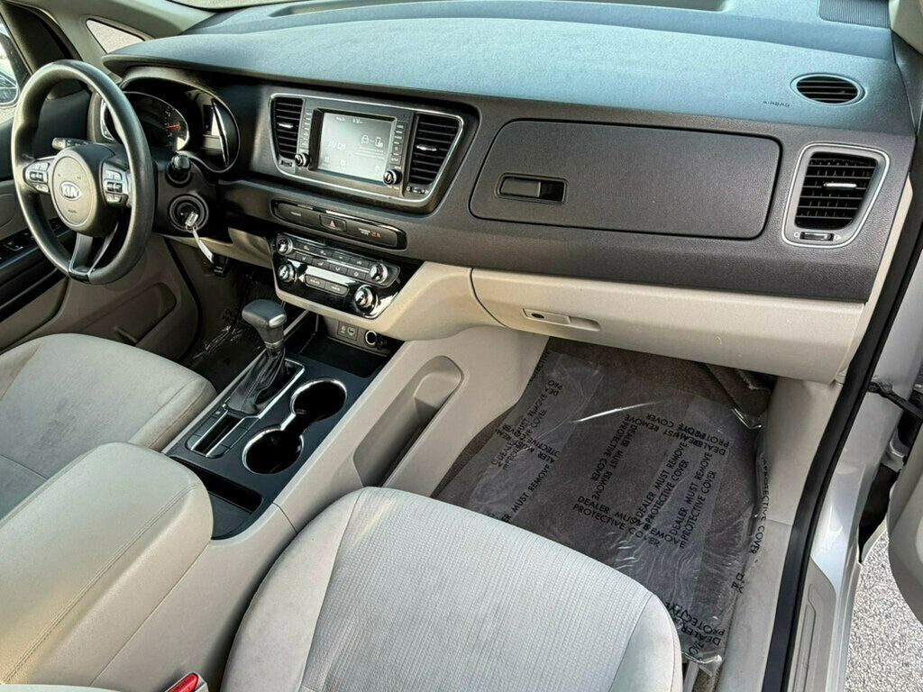 2019 Kia Sedona L FWD - 23026284 - 8