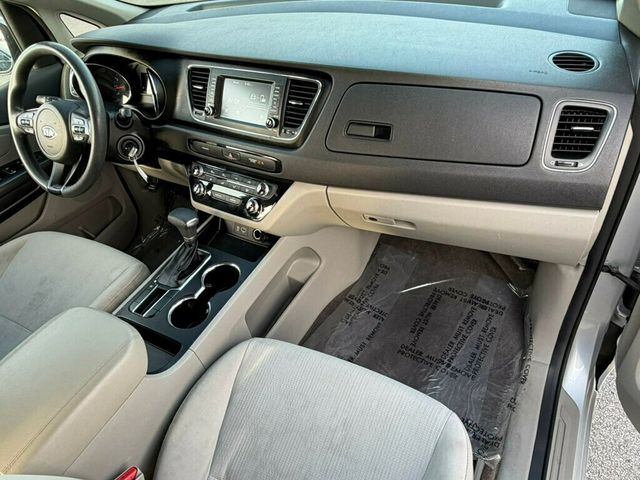 2019 Kia Sedona L FWD - 23026284 - 8