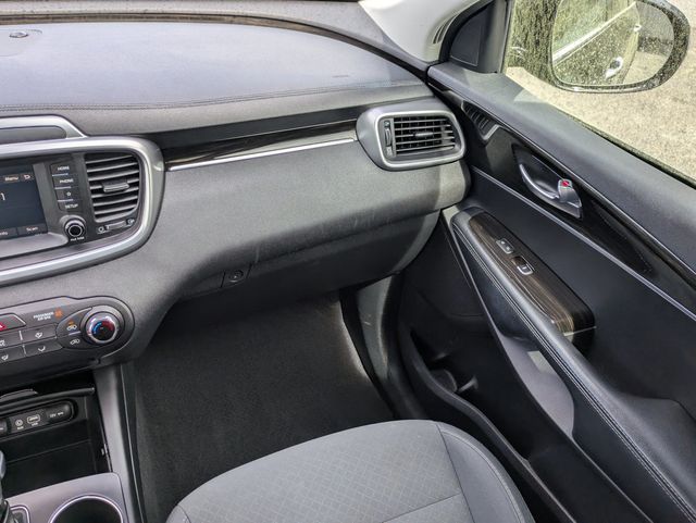 2019 Kia Sorento  - 22996245 - 17