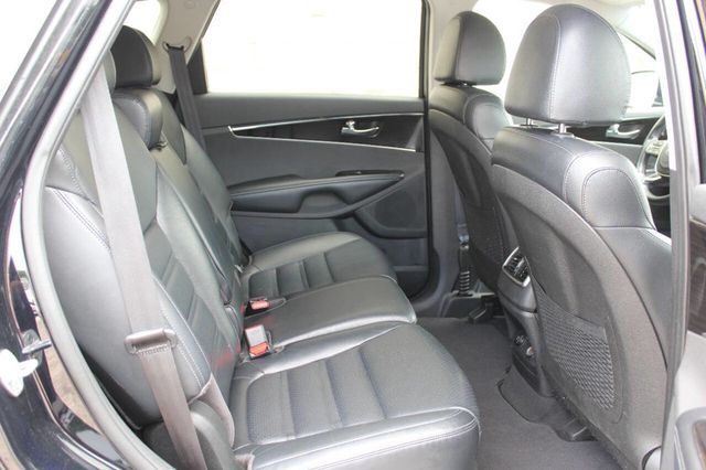 2019 Kia Sorento EX Sport V6 FWD - 22883870 - 19