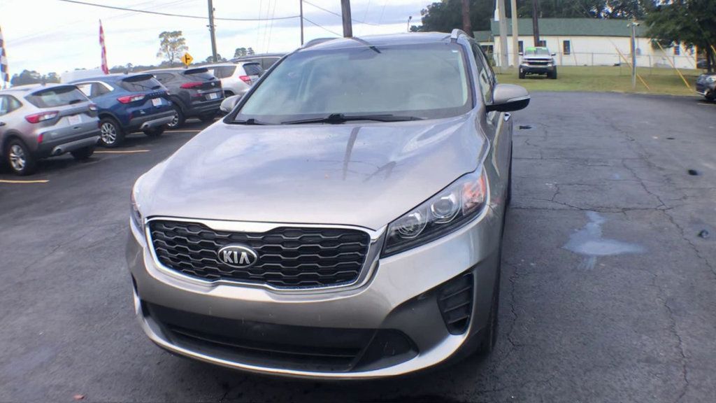 2019 Kia Sorento LX S photo 3