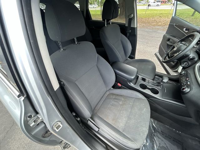 2019 Kia Sorento L FWD - 22984095 - 19