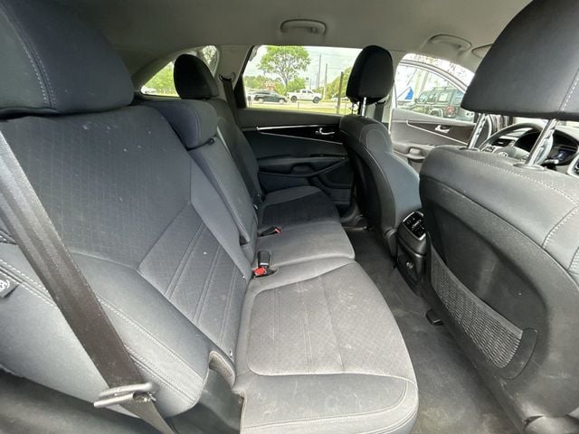 2019 Kia Sorento L FWD - 22984095 - 20