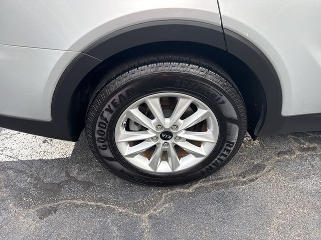 2019 Kia Sorento L FWD - 22924148 - 10