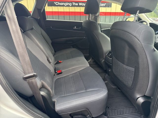 2019 Kia Sorento L FWD - 22924148 - 15