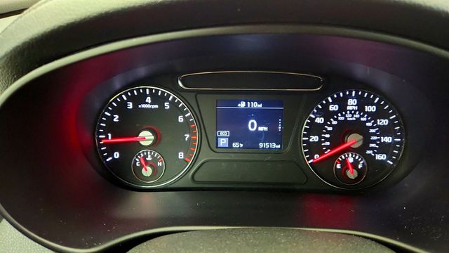 2019 Kia Sorento L w/ Third Row Seating & Rearview Camera - 22996781 - 13