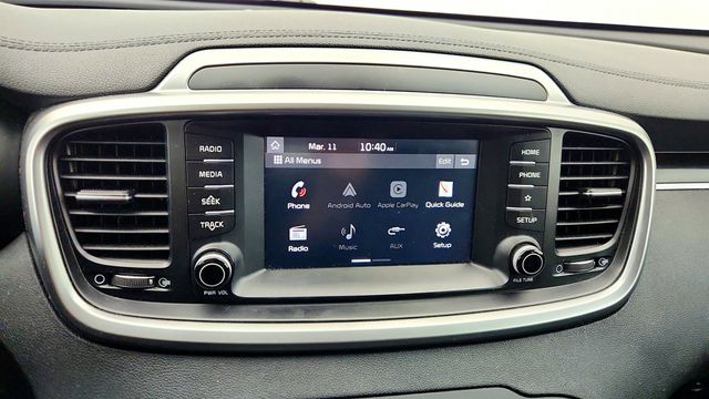 2019 Kia Sorento L w/ Third Row Seating & Rearview Camera - 22996781 - 18