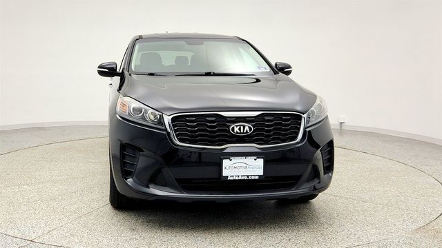 2019 Kia Sorento L w/ Third Row Seating & Rearview Camera - 22996781 - 1