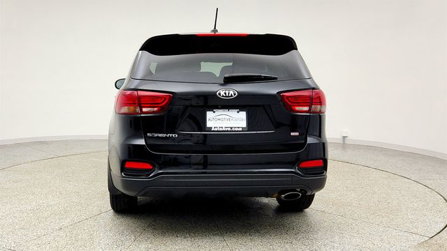 2019 Kia Sorento L w/ Third Row Seating & Rearview Camera - 22996781 - 5