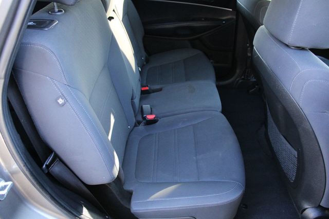 2019 Kia Sorento LX AWD - 22955277 - 16