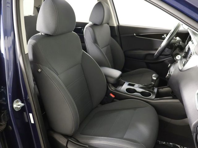 2019 Kia Sorento LX AWD - 23083749 - 27
