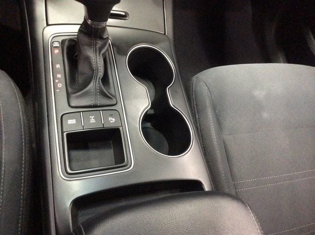 2019 Kia Sorento LX photo 18