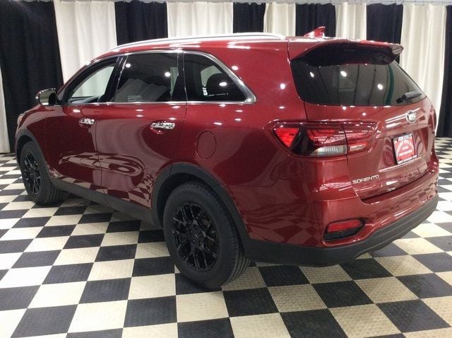 2019 Kia Sorento LX photo 4