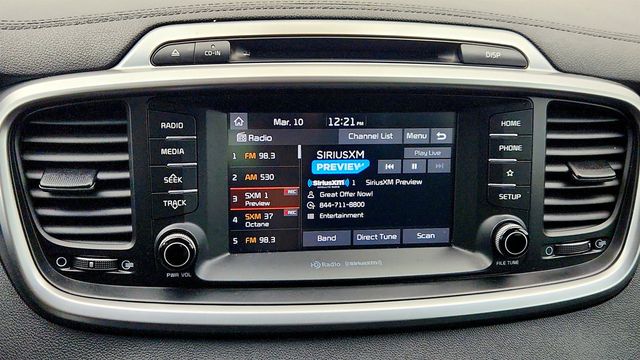 2019 Kia Sorento LX AWD w/ Convenience Pkg, Heated Seats & Apple CarPlay - 22996270 - 17