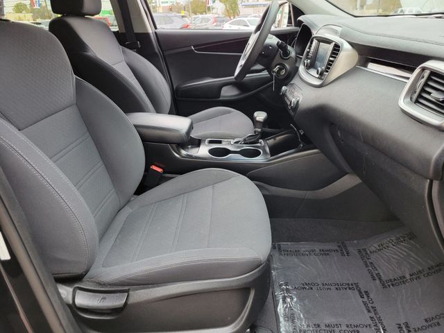 2019 Kia Sorento LX FWD - 22346412 - 12