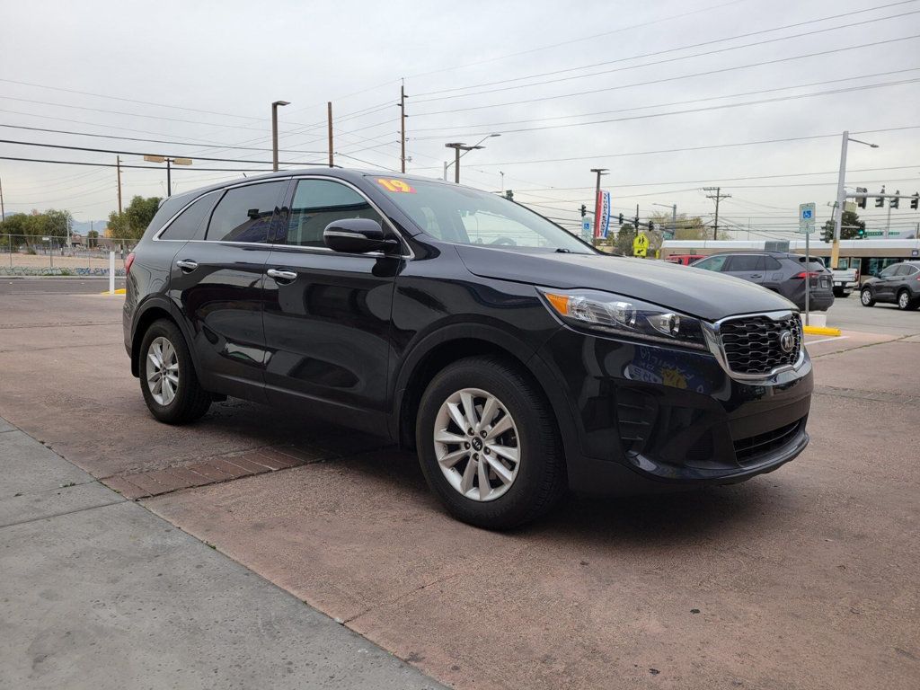 2019 Kia Sorento LX FWD - 22346412 - 3