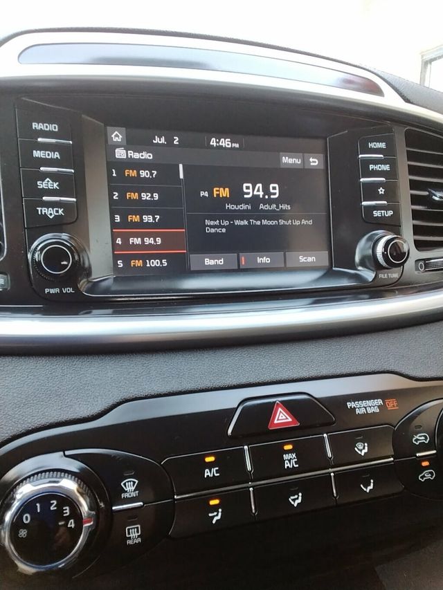 2019 Kia Sorento LX FWD - 23048750 - 17