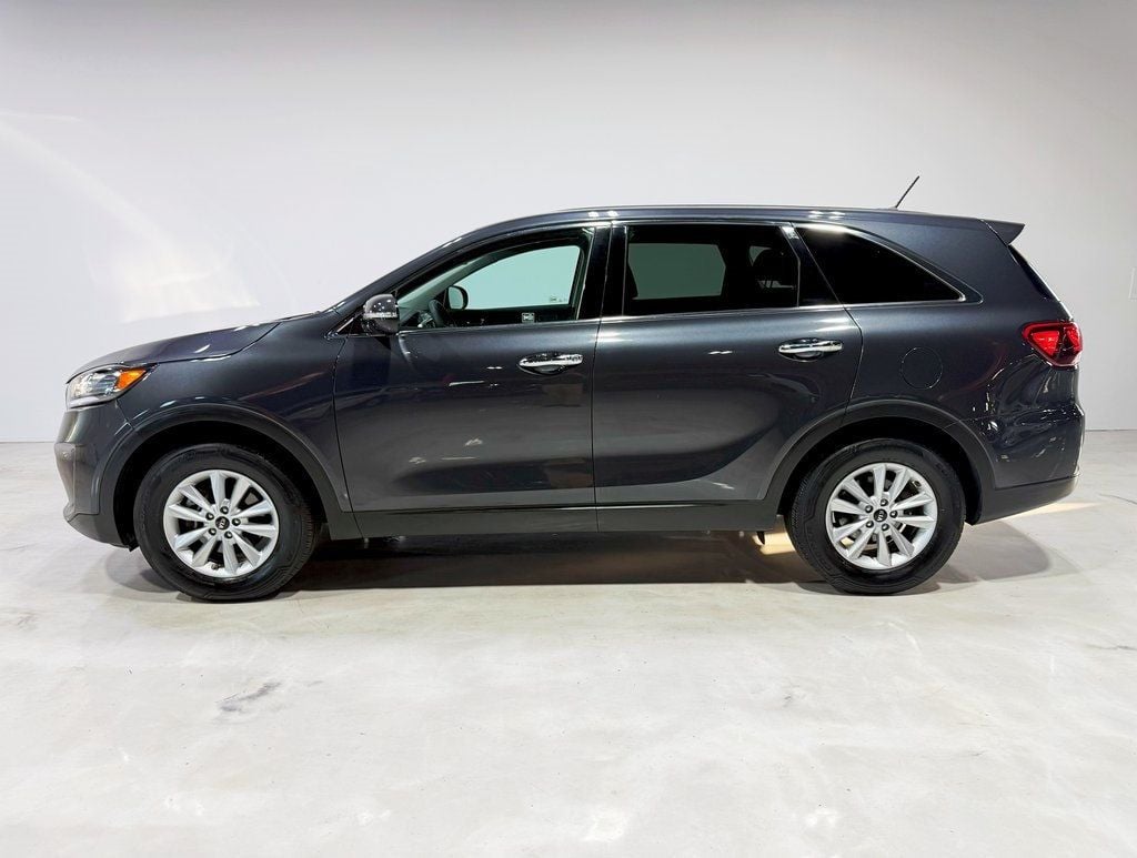 2019 Kia Sorento LX photo 4
