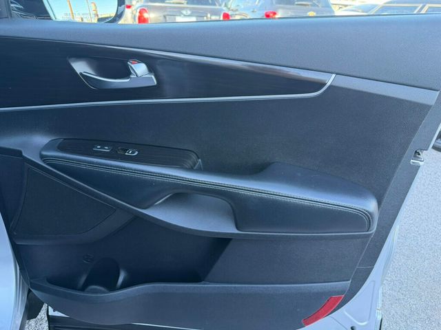 2019 Kia Sorento LX FWD - 22970846 - 16