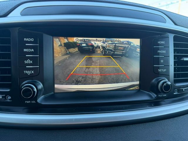 2019 Kia Sorento LX FWD - 22970846 - 25