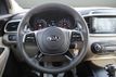 2019 Kia Sorento LX V6 AWD - 22927043 - 19