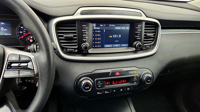 2019 Kia Sorento LX V6 AWD - 22960742 - 15