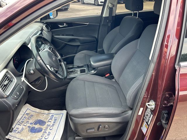 2019 Kia Sorento LX V6 FWD - 22912678 - 8