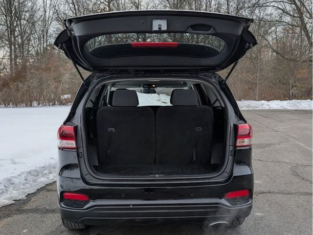 2019 Kia Sorento S V6 AWD - 22976613 - 10