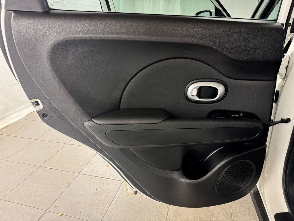 2019 Kia Soul  - 22938189 - 14