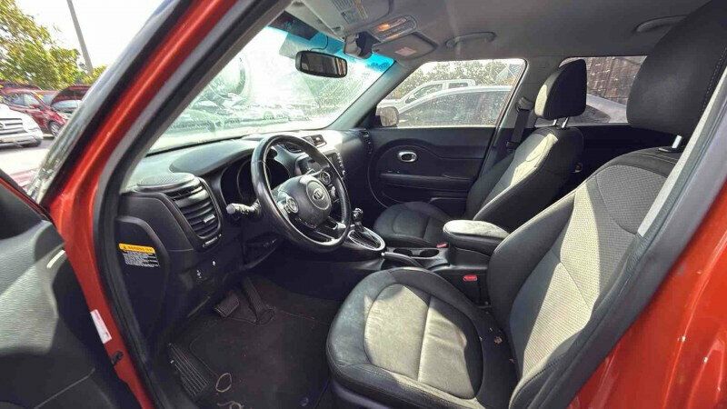 2019 Kia Soul + Automatic - 22868959 - 9