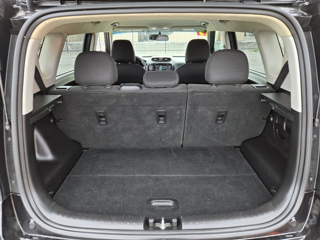 2019 Kia Soul + Automatic - 22930567 - 11
