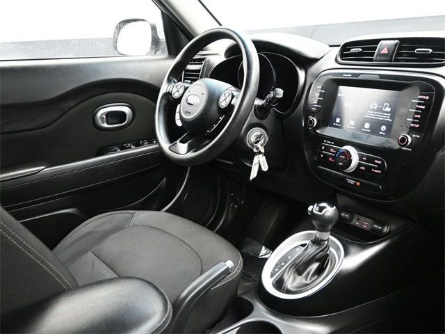 2019 Kia Soul + Automatic - 22976891 - 18