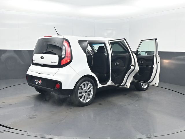 2019 Kia Soul + Automatic - 22993689 - 38
