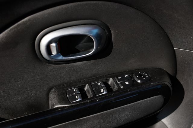 2019 Kia Soul + Automatic - 22957618 - 48