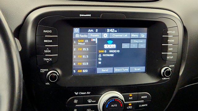 2019 Kia Soul + Automatic w/ Designer Pkg - 23035285 - 17