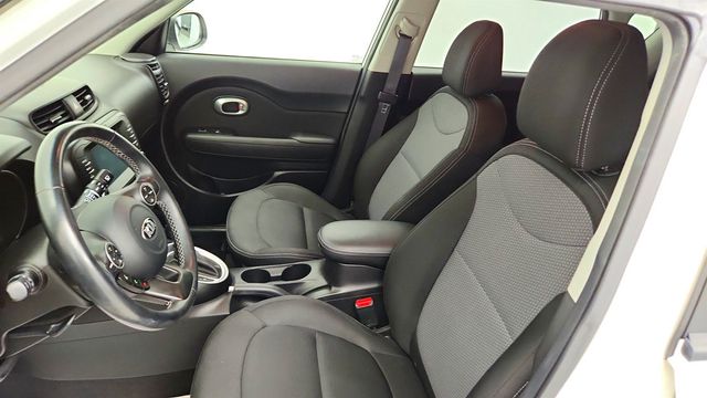 2019 Kia Soul + Automatic w/ Designer Pkg - 23035285 - 18