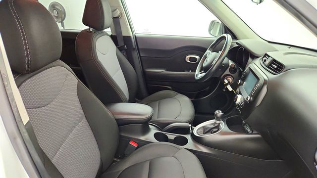 2019 Kia Soul + Automatic w/ Designer Pkg - 23035285 - 22