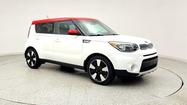 2019 Kia Soul + Automatic w/ Designer Pkg - 23035285 - 2