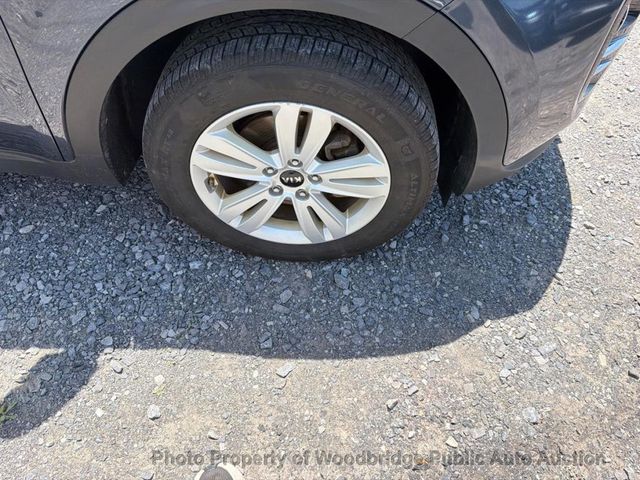 2019 Kia Sportage LX AWD - 23056138 - 10