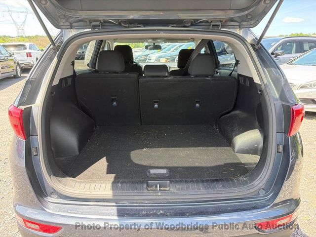 2019 Kia Sportage LX AWD - 23056138 - 8