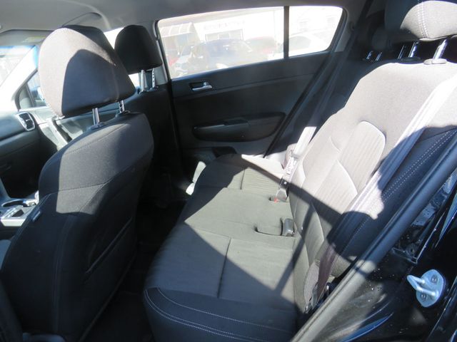 2019 Kia Sportage LX AWD(clear title) - 22999370 - 8