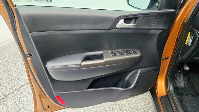 2019 Kia Sportage LX AWD with Popular Package - 22964400 - 9
