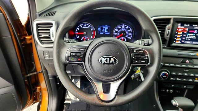 2019 Kia Sportage LX AWD with Popular Package - 22964400 - 12