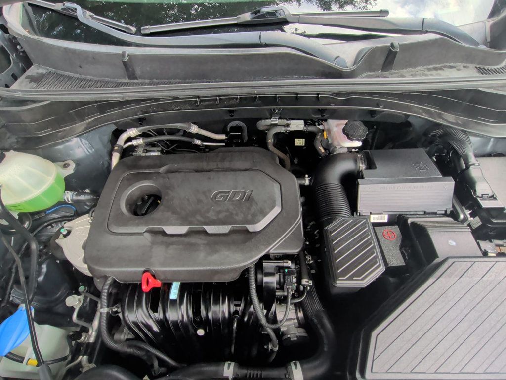 Kia Sportage LX FWD photo 11